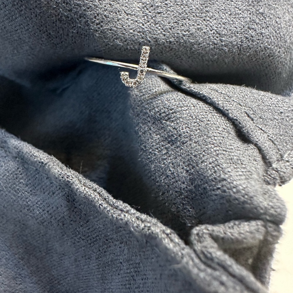 EF Collection | 14k White Gold Diamond J Initial Ring | Size 7 - Picture 2 of 6